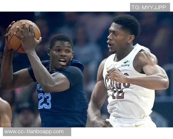 米切尔全场最高30分助球队锁定胜局末节狂砍14分展现绝对统治力