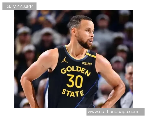 库里幽默回应交通拦截称报名字即可引发网友热议 库里幽默回应交通拦截称报名字即可引发网友热议