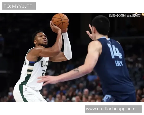 雄鹿惨遭四连败创队史新低合计输分高达97分 雄鹿惨遭四连败创队史新低合计输分高达97分